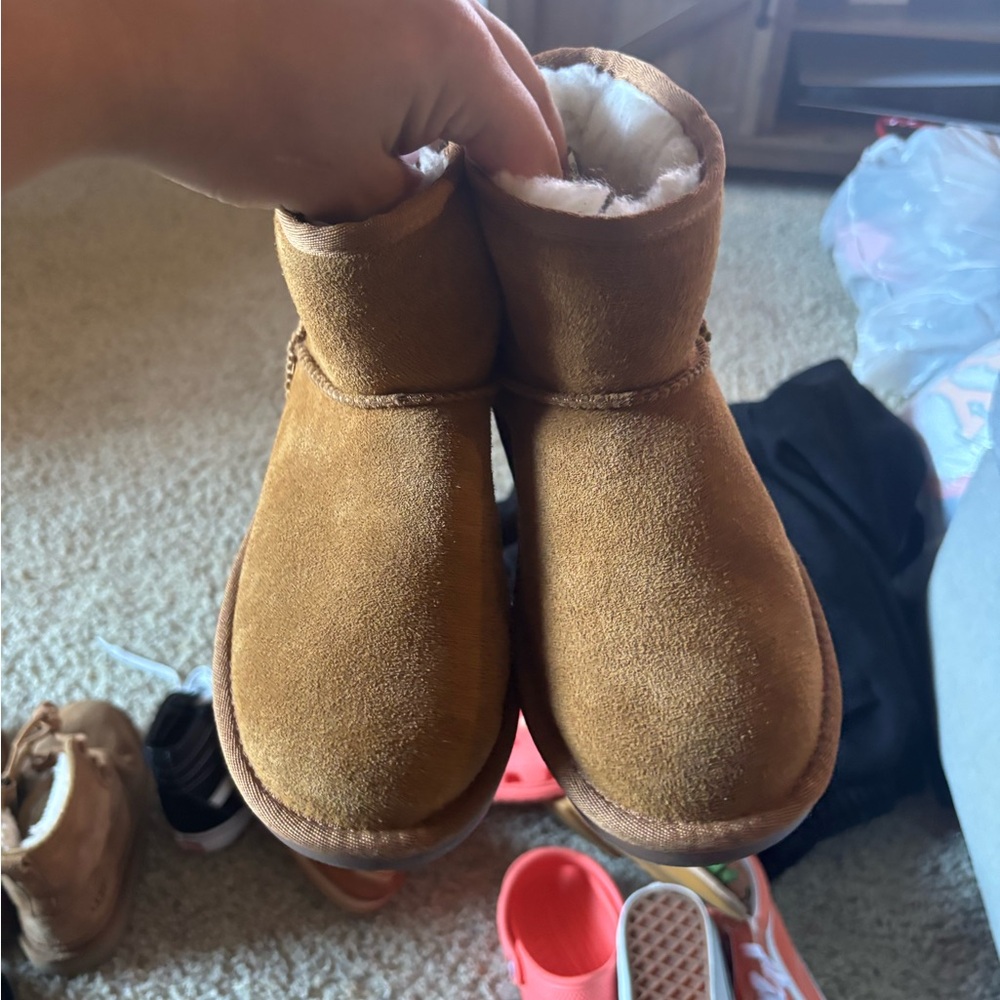 Koolaburra Ugg brown boots - Picture 7 of 9